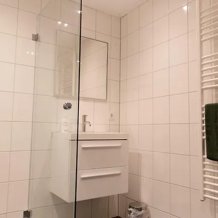 Uitzicht op de haven Appartement Kollum Buitenkant foto